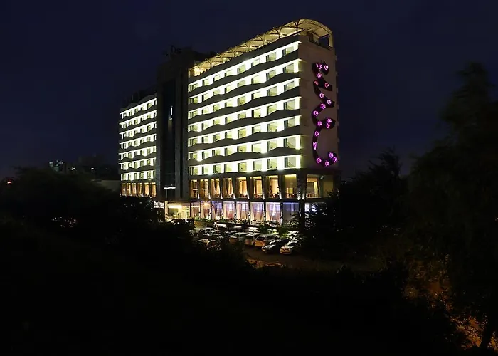 Fortune Select Sg Highway, Ahmedabad - Member Itc Hotels' Group